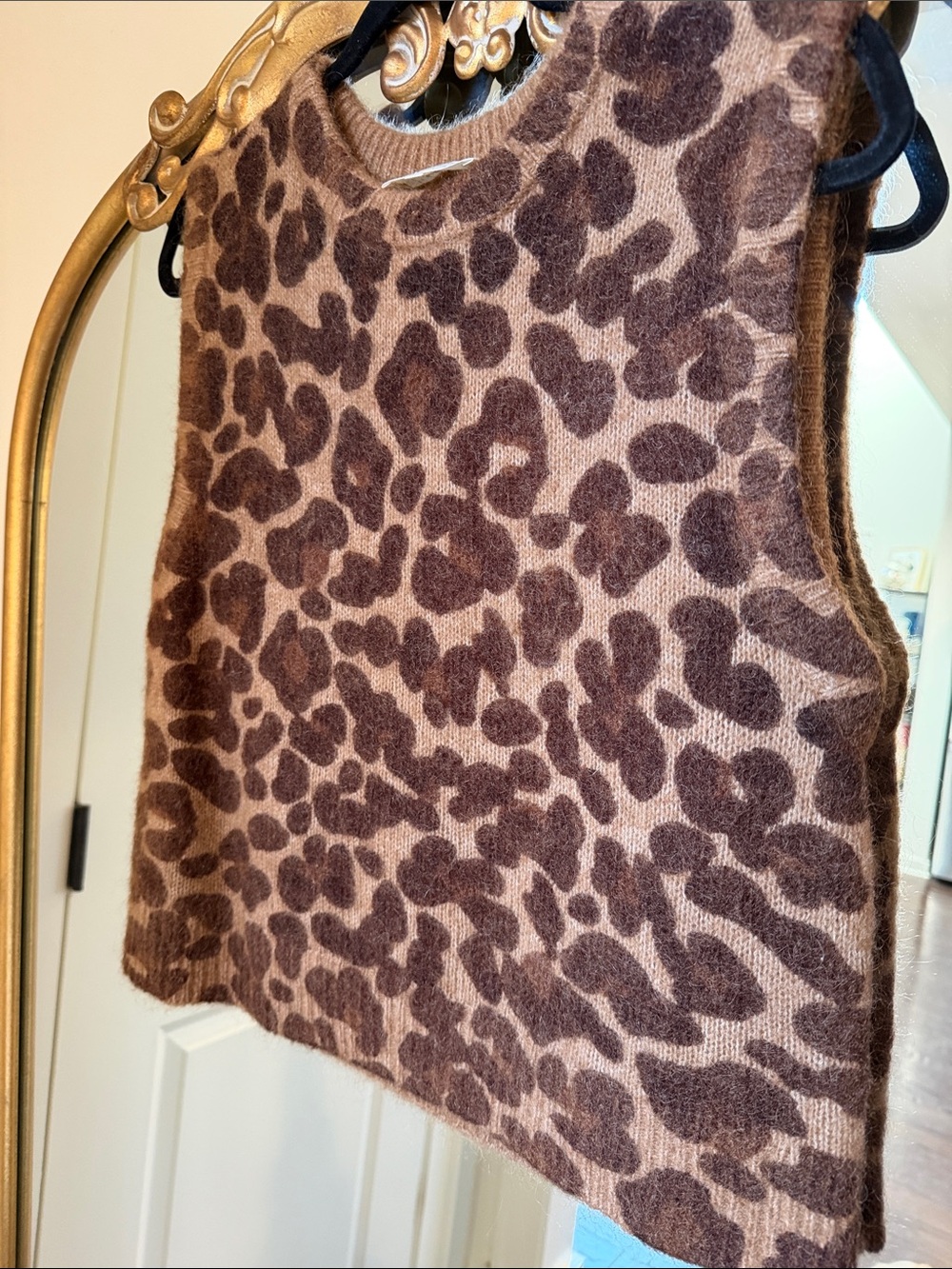 Sezane Leopard Gio Jumper - Picture 8 of 11